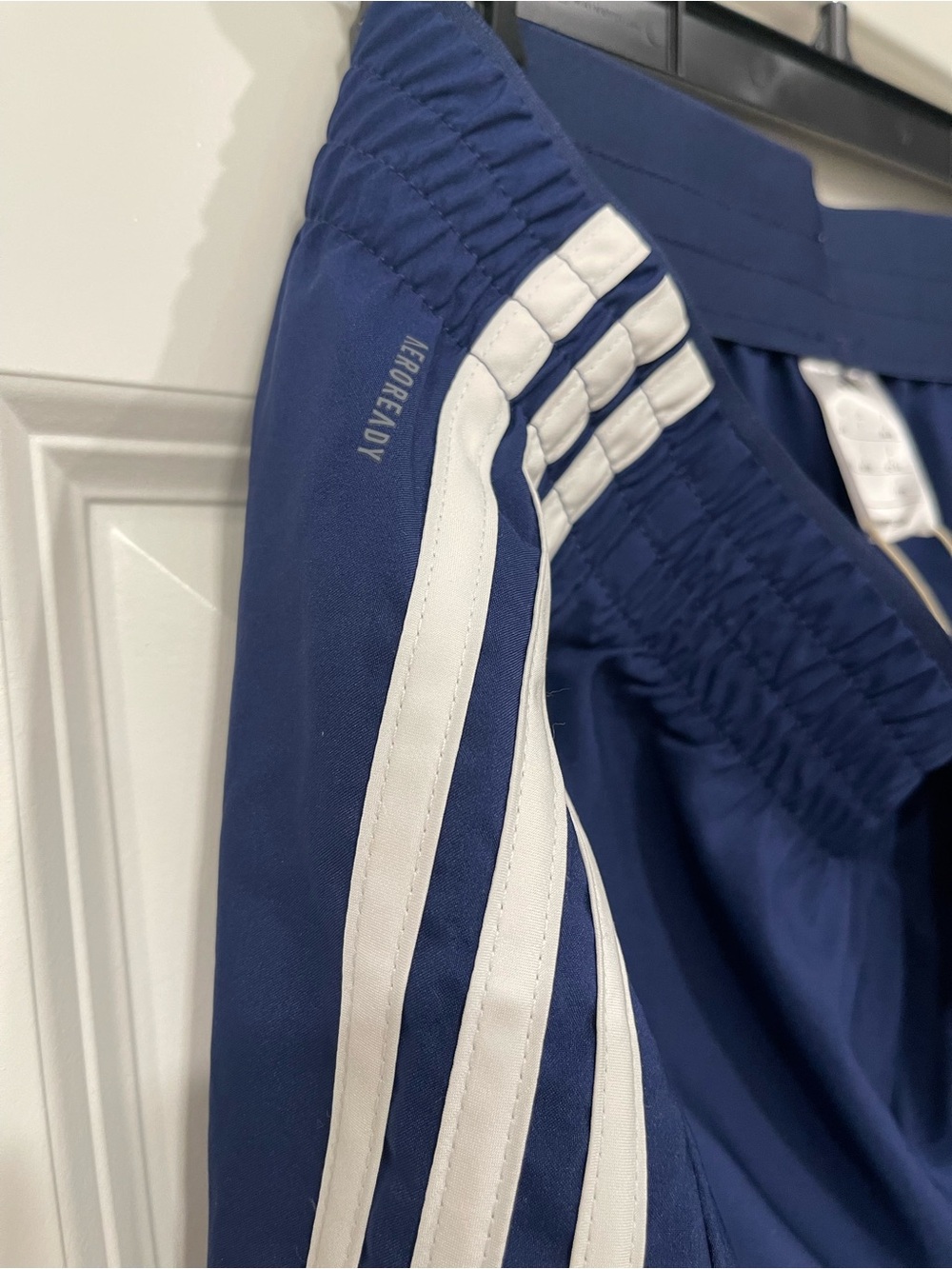 adidas 3-Stripes High-Rise Training Shorts Women's L New with Tags - Picture 7 of 12